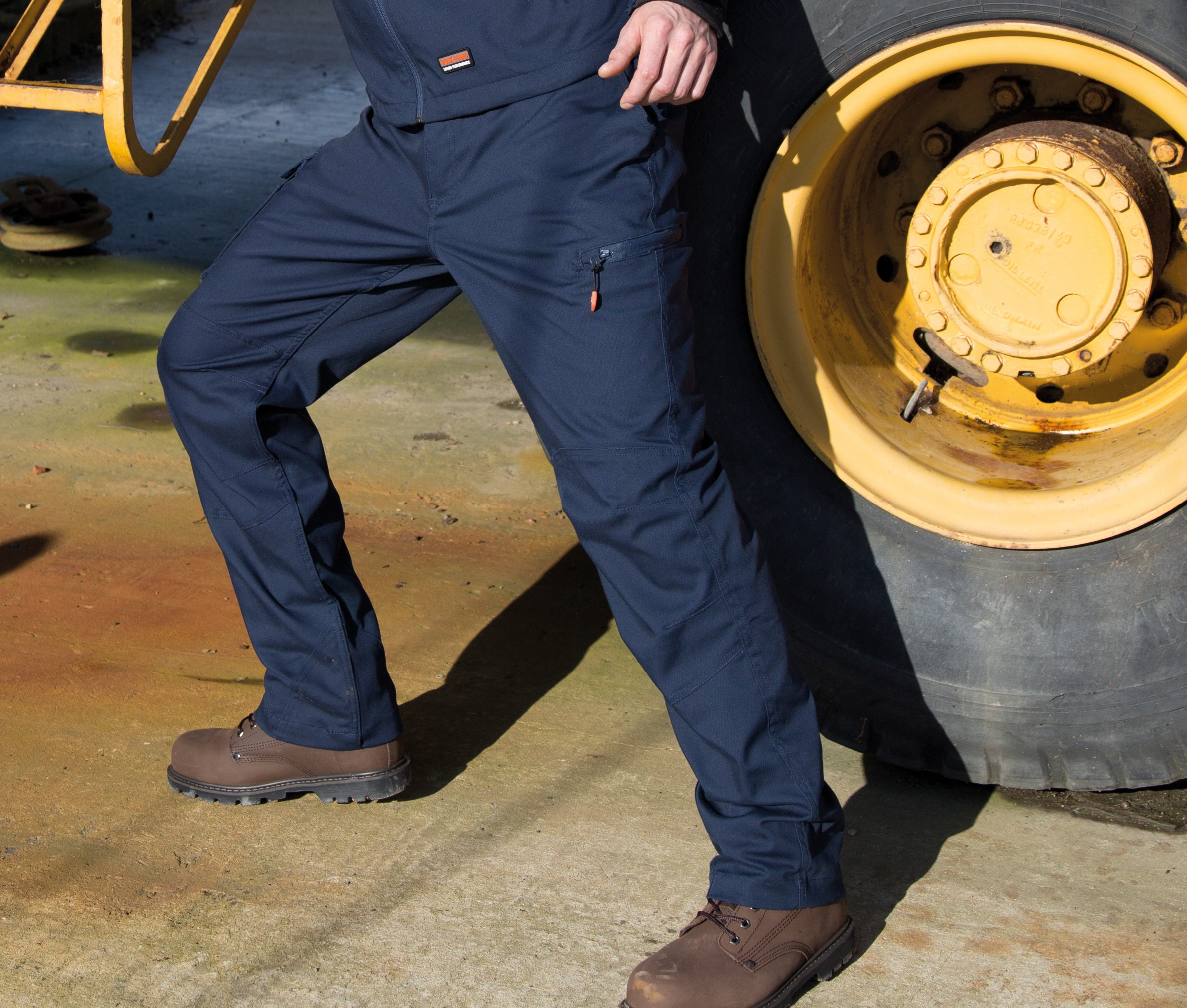 STRETCH TROUSERS