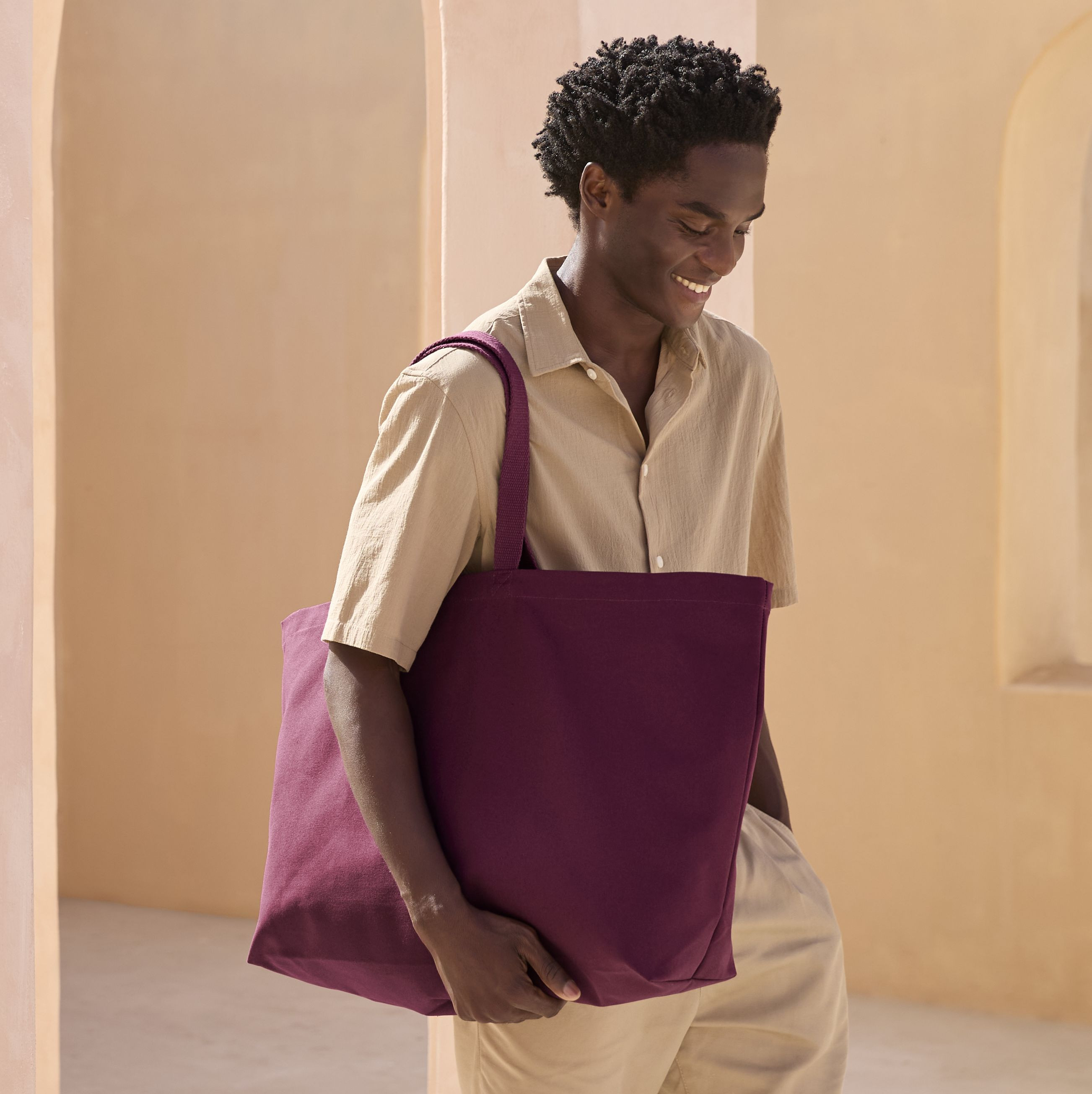 OVERSIZED CANVAS TOTE BAG