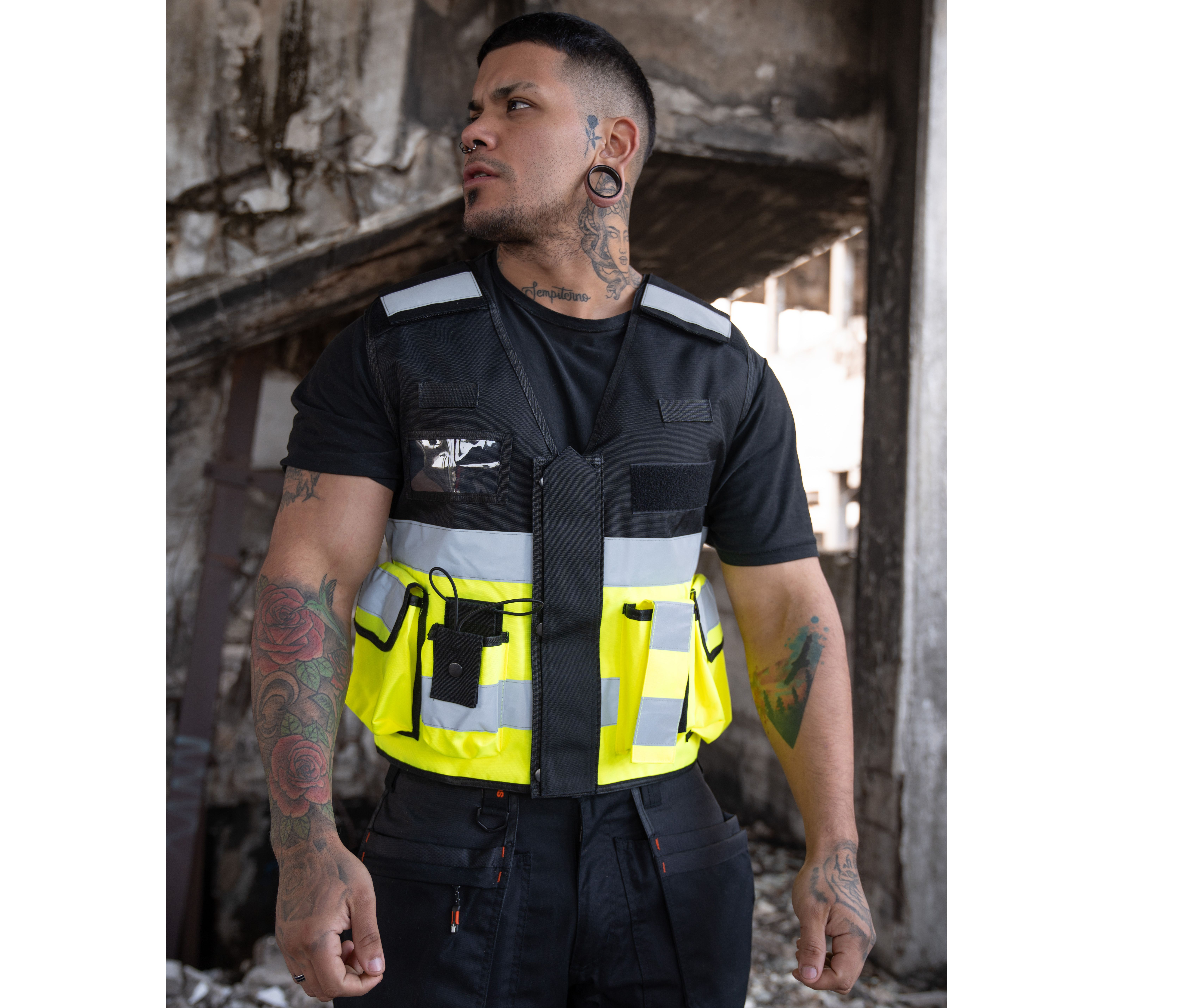 TACTICAL AND FUNCTIONNAL VEST "BONN"