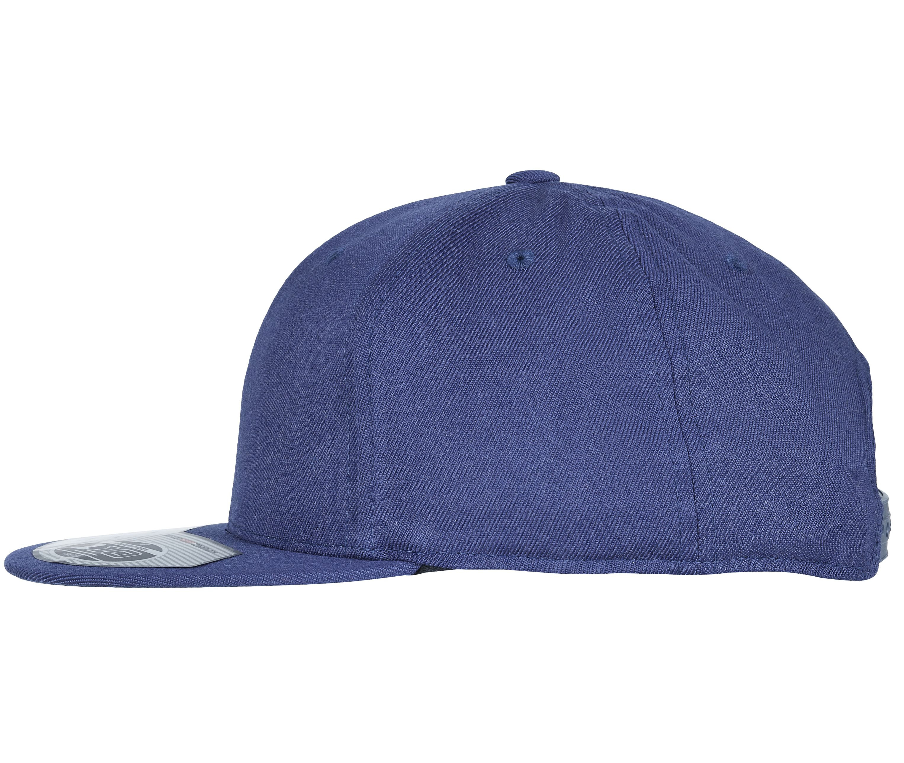 110®  FITTED SNAPBACK