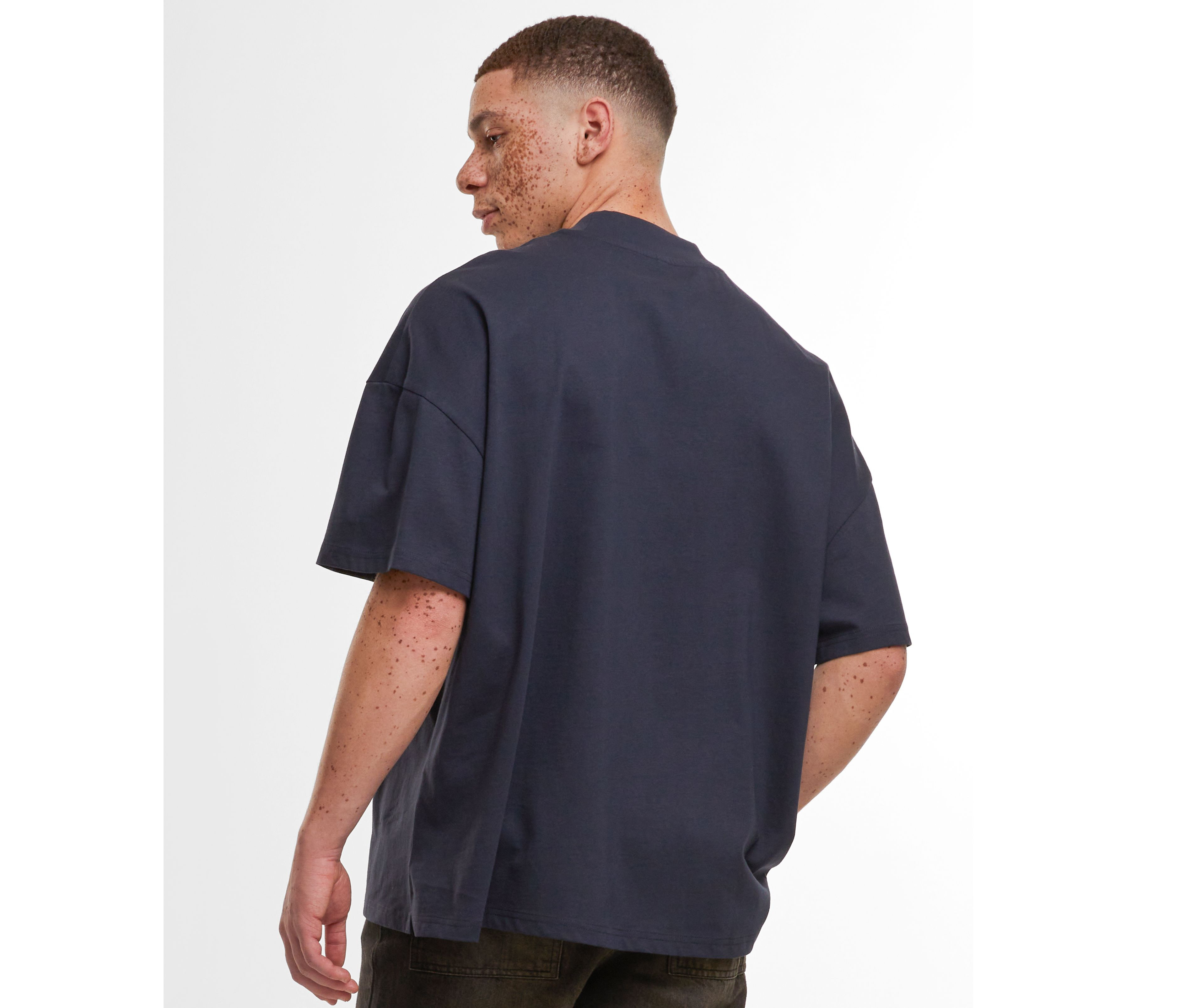 OVERSIZED MOCK NECK TEE