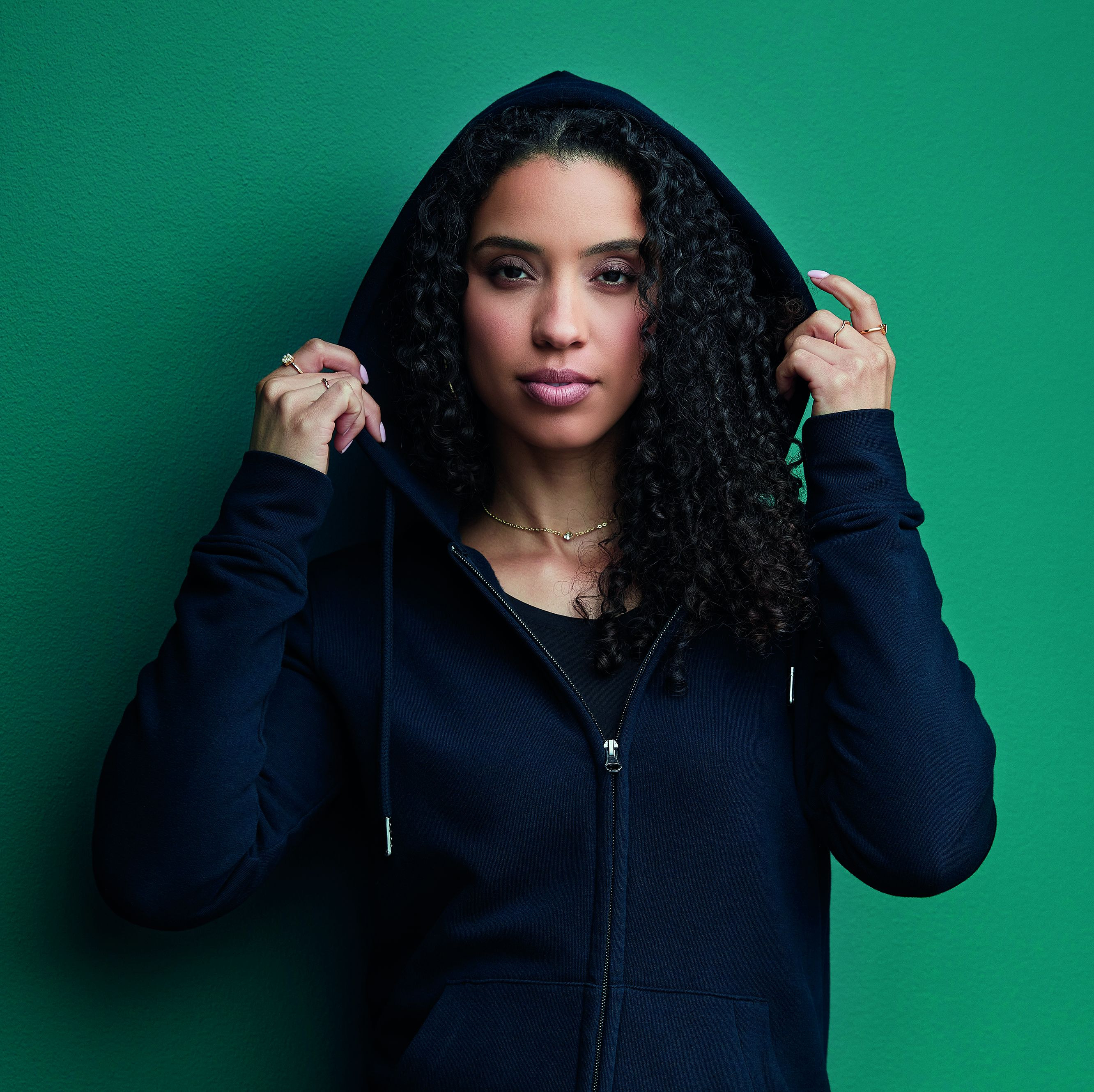 CLASSIC ZIP HOODIE
