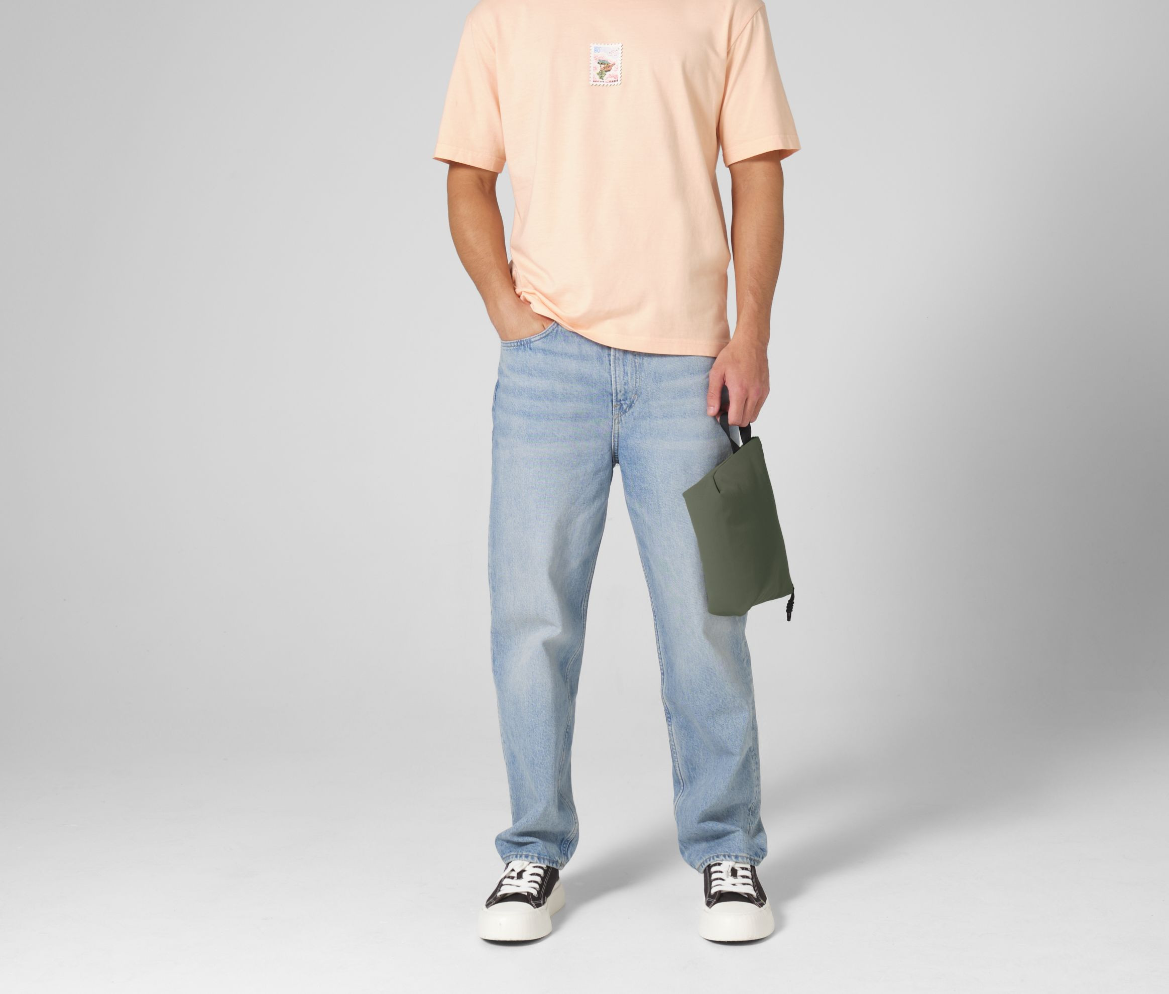 MINIMAL LIFESTYLE POUCH