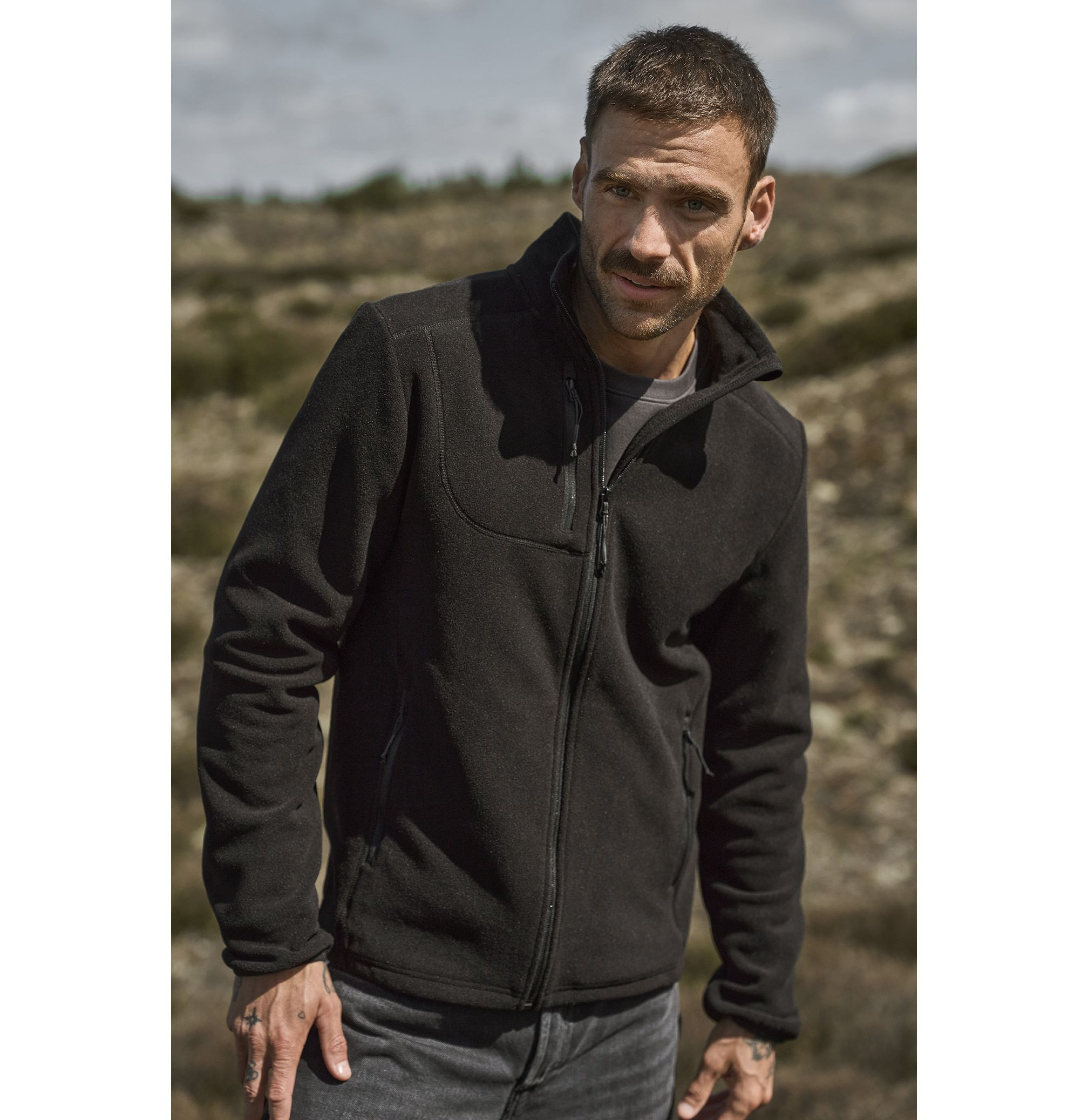 TRAIL FLEECE JACKET