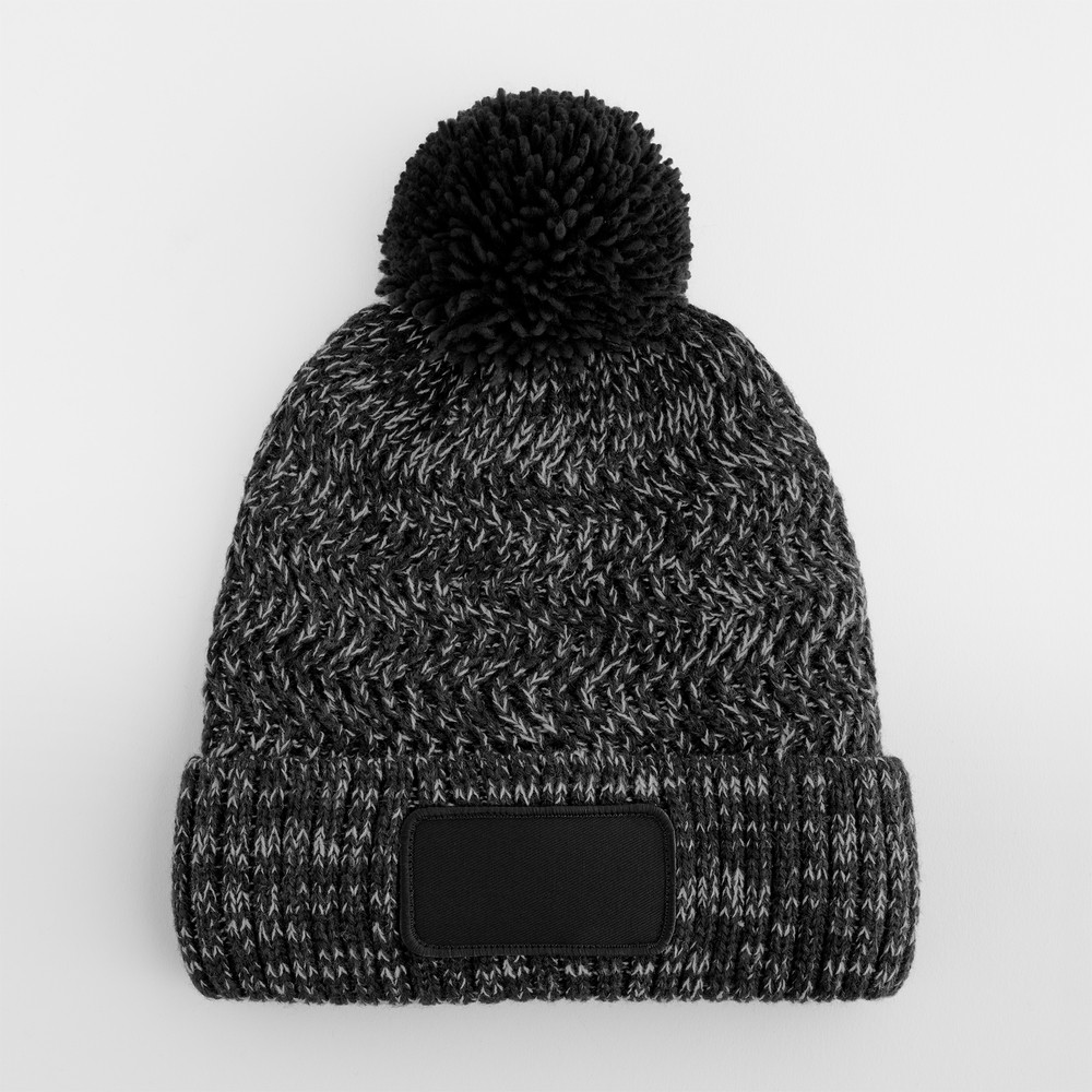 RAMBLE PATCH POM BEANIE