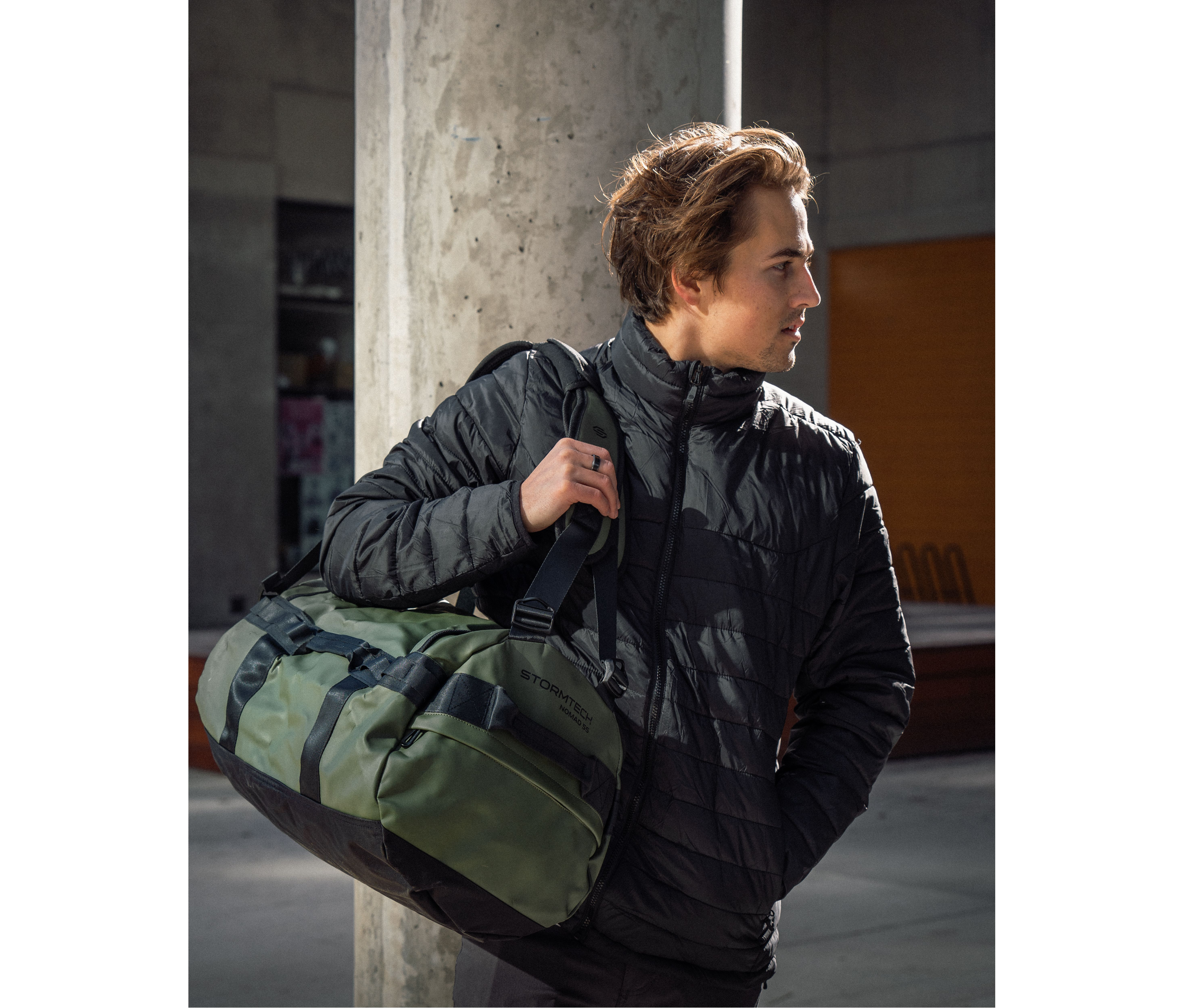 NOMAD DUFFEL 42