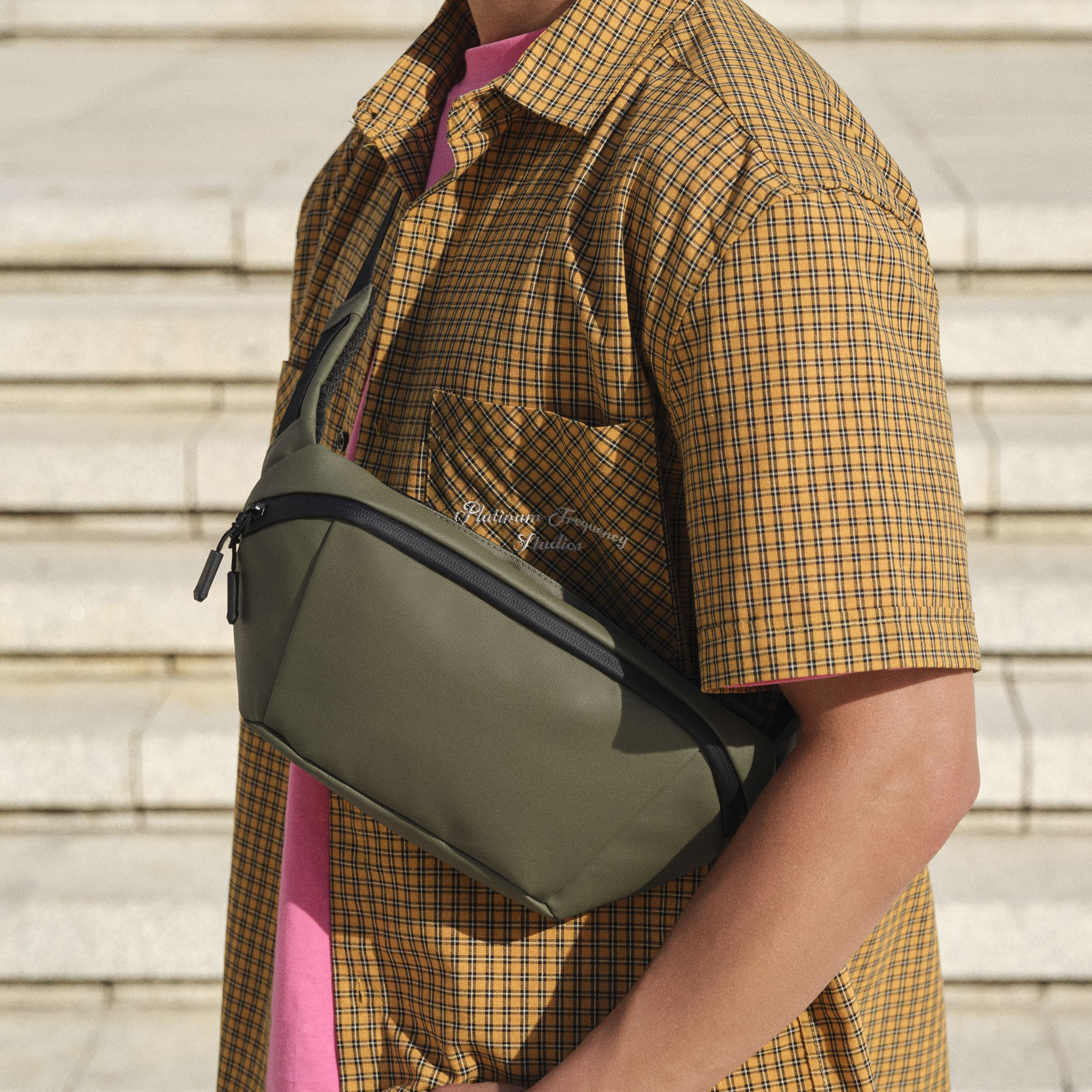 EVERYDAY CARRY 5 LITRE CROSS BODY