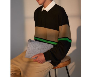 FELT ACCESSORY POUCH